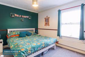 Bedroom- click for photo gallery
